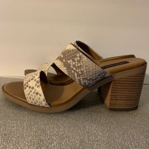 Steve Madden Karigan Block Sandal Sz 11M